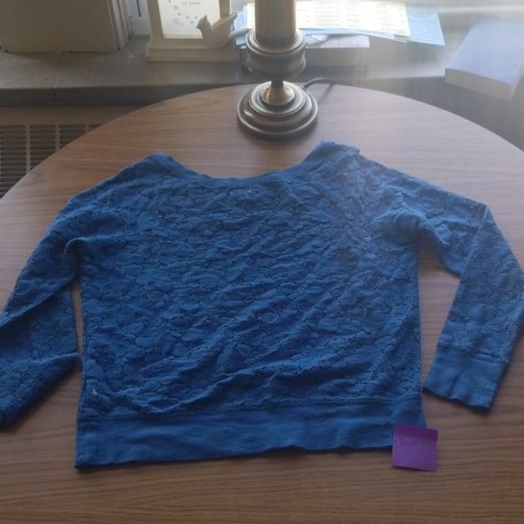 Aerie long sleeve - Picture 4 of 4